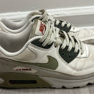 Mens Size 7.5- Nike Air Max 90 Phantom Neutral Olive